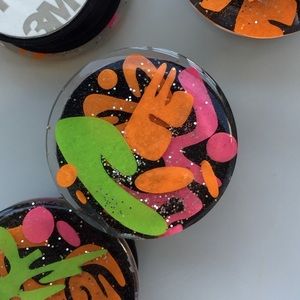 Handmade epoxy resin phone holder